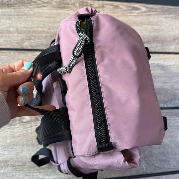 Topo Designs Rover Pack Mini - Picture 5 of 8